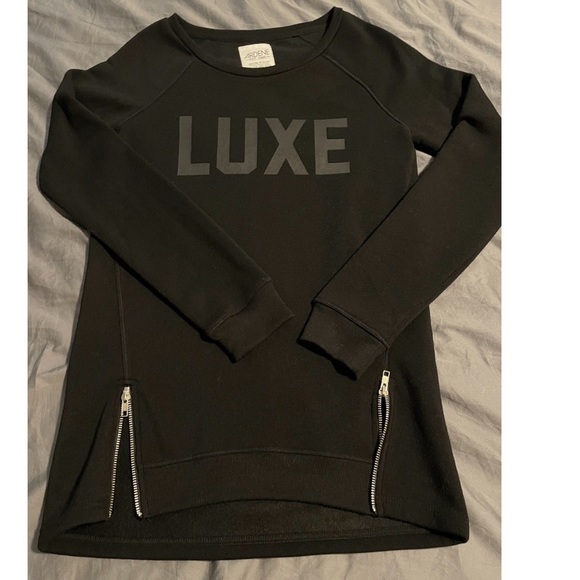 Womens brand sweaters and midi length casual skirt size Small/medium - Picture 3 of 4